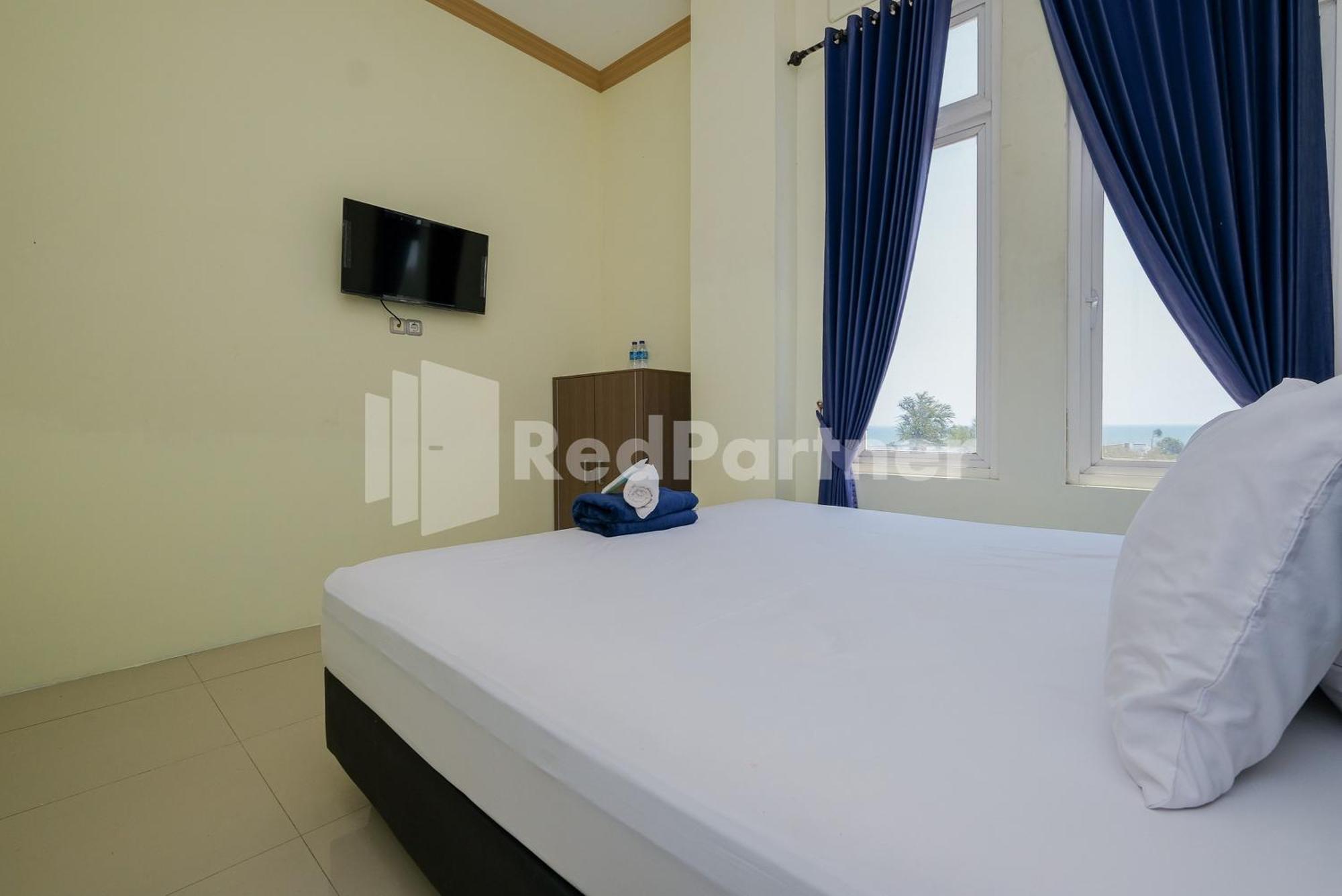 Grand Kencana Guesthouse Syariah Near Wisata Bahari Lamongan Paciran ภายนอก รูปภาพ